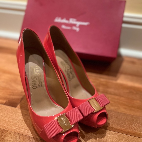 SALVATORE FERRAGAMO SHOES - Picture 7 of 8